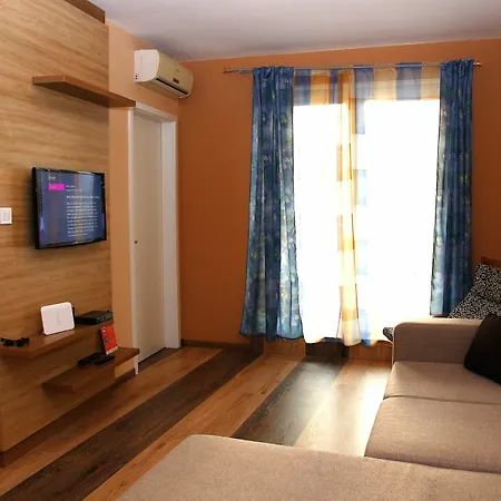 Club 218 Wellness Lakas Apartman * Siofok